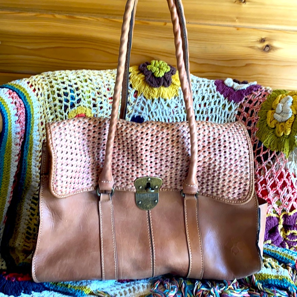 Patricia Nash blush handbag